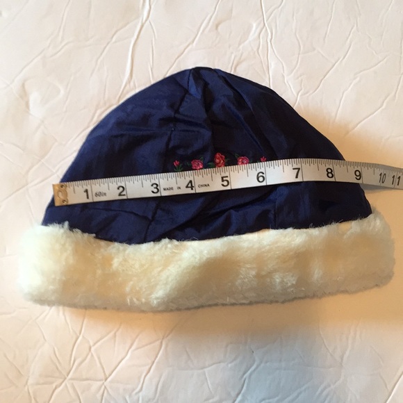Oshkosh Navy Blue winter hat - Picture 8 of 8